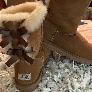 Bailey Bow Ugg Boots, NWOT